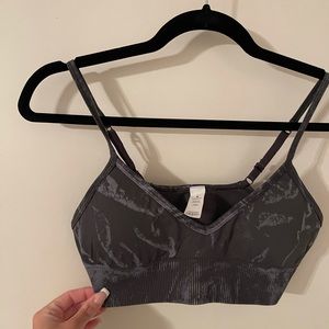 {Lululemon Sports Bra}